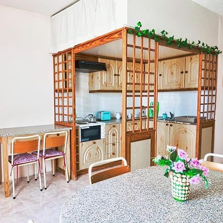 Marsalforn Seaview Apartment In A Quiet Area Qbajjar Esterno foto