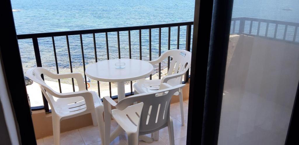Marsalforn Seaview Apartment In A Quiet Area Qbajjar Esterno foto